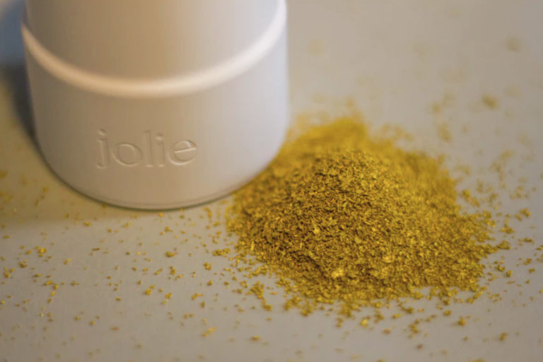 Our Jolie Filtered Showerhead Review The Hive